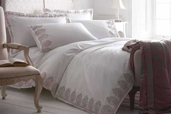Bedding & Linen